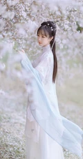 仙气飘飘古装汉服女生梨花树下唯美摄影写真图集