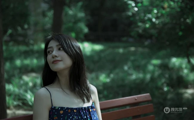 高圆圆最新唯美夏日森系写真大片