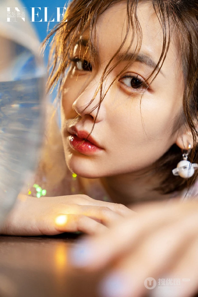 眼神会说话的山东女演员李春嫒百变气质写真杂志大片