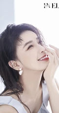 蔡卓宜高扎染色马尾酷感十足白裙高跟写真杂志图片