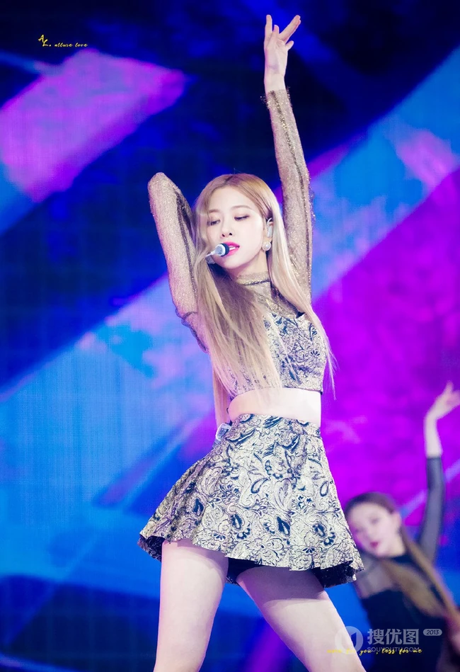 BLACKPINK成员rose朴彩英气质舞台照，生活照，写真图片合集
