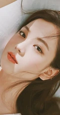 女子演唱组合BLACKPINK成员金智秀清新写真，舞台照图集