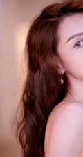 angelababy气质优雅礼裙条纹长裙写真图片