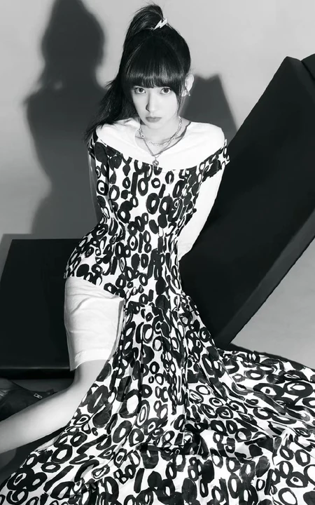 程潇时尚多变服饰造型酷美写真，运动装，潮流装完美驾驭