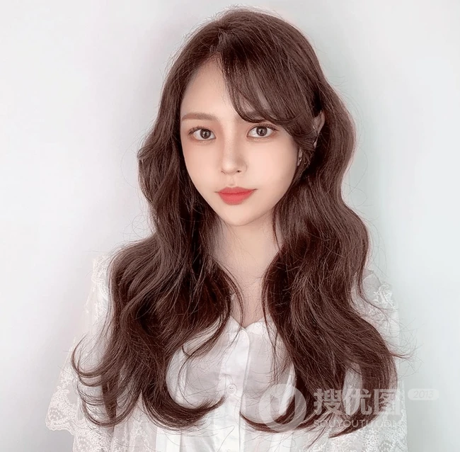 提升颜值必备! 洋气时尚妩媚的长卷发，这样的卷发发型，真是太美了 第12张
