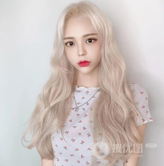 提升颜值必备! 洋气时尚妩媚的长卷发，这样的卷发发型，真是太美了 第6张