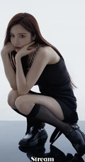 戴燕妮时尚百变少女感十足写真，多套服饰，诠释个性时尚阳光女孩魅力