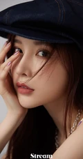 戴燕妮时尚百变少女感十足写真，多套服饰，诠释个性时尚阳光女孩魅力