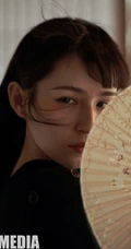 哈妮克孜七月盛夏宛如画中人唯美古侠风写真，尽显东方女子气息