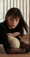 哈妮克孜七月盛夏宛如画中人唯美古侠风写真，尽显东方女子气息