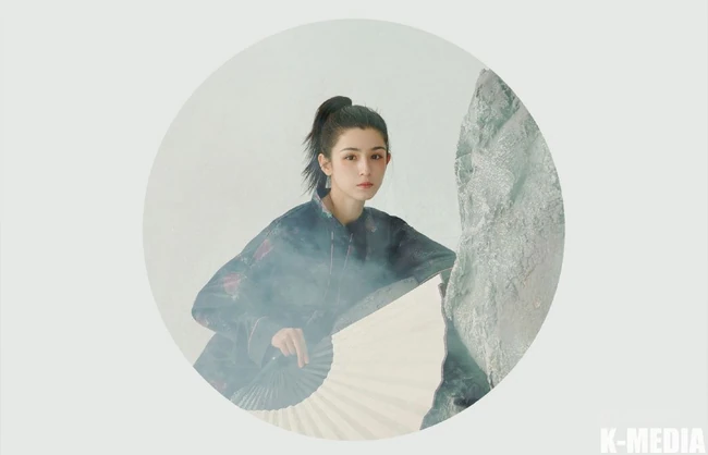 哈妮克孜七月盛夏宛如画中人唯美古侠风写真，尽显东方女子气息
