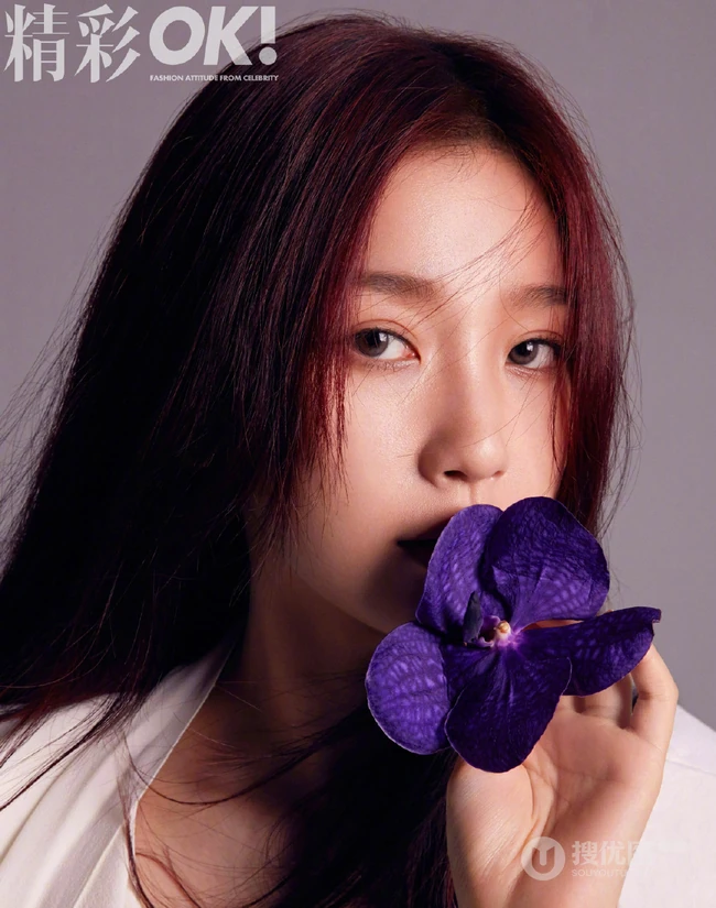 虞书欣精彩OK杂志写真，不同服饰展现多样青春少女时尚魅力
