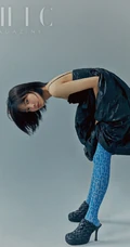 19岁庄达菲多套不同裙装服饰清纯复古写真杂志图片
