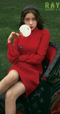 欧阳娜娜误入&ldquo;奇幻世界&rdquo;主题杂志写真大片