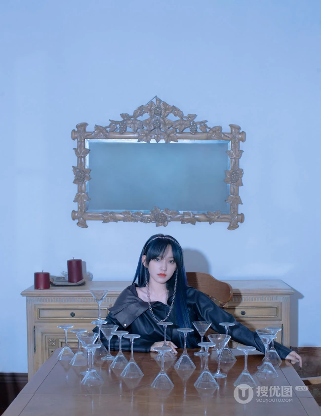 程潇个性酷美&ldquo;时光邮局&rdquo;主题杂志短裙系列写真大片