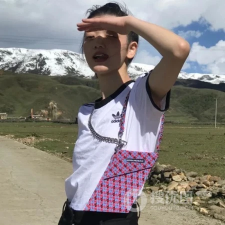 让男生一眼就心动的漂亮，可爱，个性，哭泣，俏皮真人女生qq头像图片