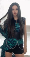 金智秀酷美时尚紧身衣短裤大秀线条感写真照片