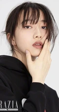 木村心美气质紧身衣、时尚服饰搭配登杂志青春靓丽写真图片