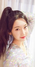 宣璐气质轻纱白裙亮片装舞蹈服居家写真美照