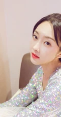 宣璐气质轻纱白裙亮片装舞蹈服居家写真美照