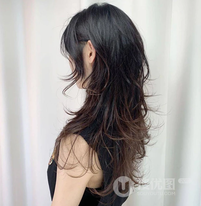 复古潮流，女生时尚发型的另类诠释，一组20张长发高碎发女生发型图片 第19张