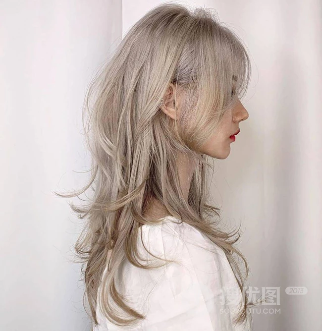 复古潮流，女生时尚发型的另类诠释，一组20张长发高碎发女生发型图片 第12张