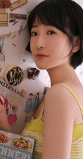 清新清新，看了让人很舒心的短发少女肩带衣短裤室内写真图片