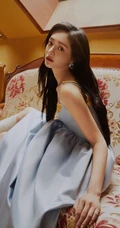 周洁琼柔美写真，多套服饰，知性优雅动人心弦