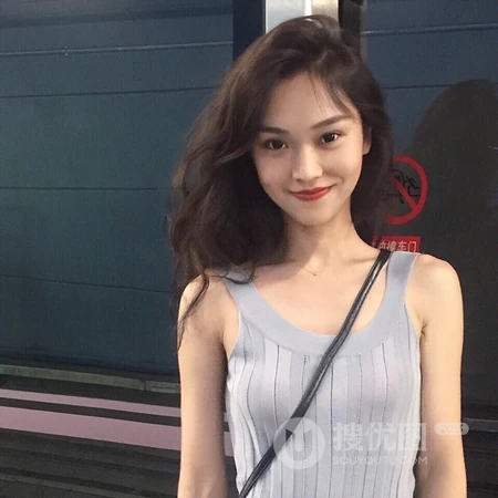清纯阳光的女生自拍头像，看了就爱了