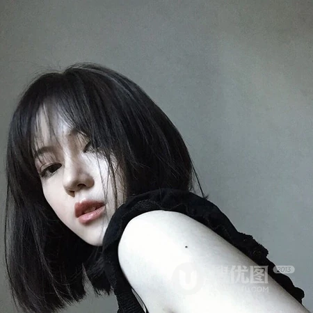 微信女生代表心情的真人头像，有些许伤感