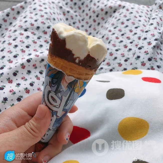 先来一波韩国料理，再来个餐后冰激凌蛋糕，真是愉快的一天 第7张