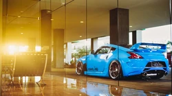 日产尼桑跑车Nissan370Z桌面壁纸图片
