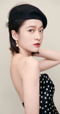 张雪迎清新灵动气质礼裙露肩装连衣裙写真图片