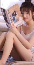 稚气未脱可爱气质可爱少女多套服饰居家清新灵动大胆写真图片