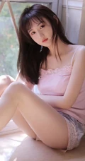 稚气未脱可爱气质可爱少女多套服饰居家清新灵动大胆写真图片