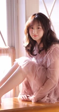 稚气未脱可爱气质可爱少女多套服饰居家清新灵动大胆写真图片