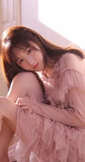稚气未脱可爱气质可爱少女多套服饰居家清新灵动大胆写真图片