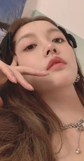 姜贞羽生活照，精选可爱俏皮女生姜贞羽自拍生活照美图