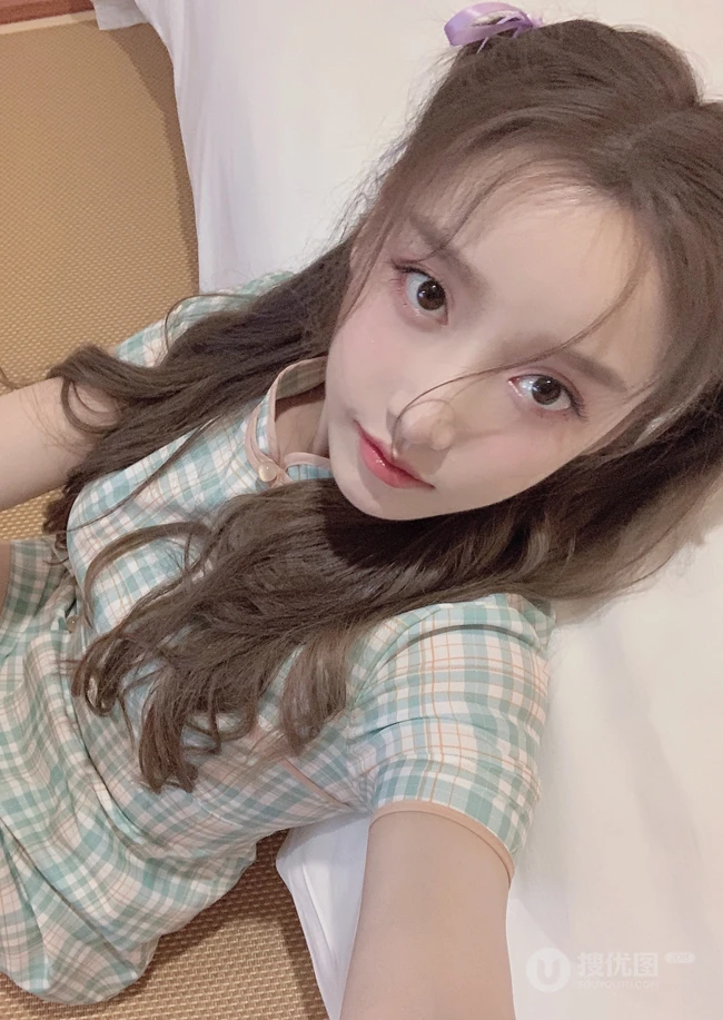姜贞羽生活照，精选可爱俏皮女生姜贞羽自拍生活照美图