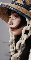 阚清子微博晒酷美个性，时尚，非主流，湿发遮眼杂志写真美照