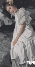徐娇自创汉元素品牌复古风装扮杂志写真图片