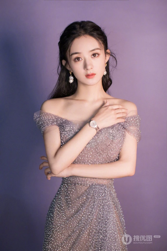 赵丽颖礼裙亮片轻纱长裙有优雅气质写真美照