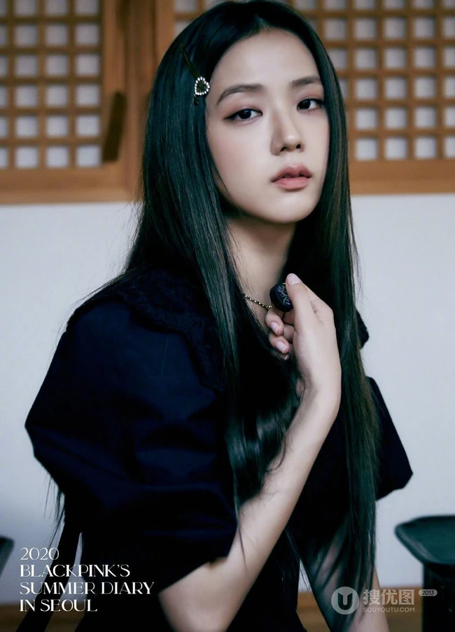 BLACKPINK成员金智秀、金智妮、朴彩英、LISA清凉夏日写真照