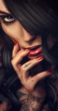 性感的让人舔屏系列的欧美纹身美女手机壁纸，酷！