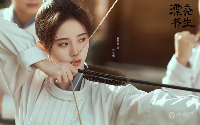 鞠婧祎图片，鞠婧祎《漂亮书生》高清唯美古装红衣剧照