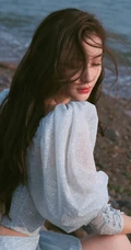 骨感美，angelababy礼裙衣短裙户外海边高清气质写真照