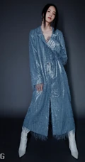 张芷溪身着多套时尚复古服饰气质写真照