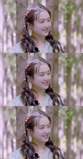 李兰迪清新俏皮户外森系写真，双马尾发型搭配绿衣牛仔裤，甜美动人