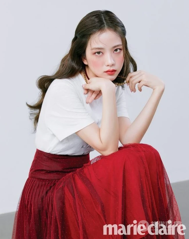 BLACKPINK女团成员金智秀时尚酷美杂志写真图片