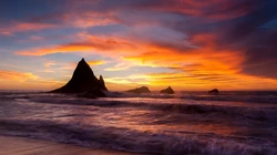 云海妖娆，沙滩夕阳，绝美风景桌面壁纸今日推荐
